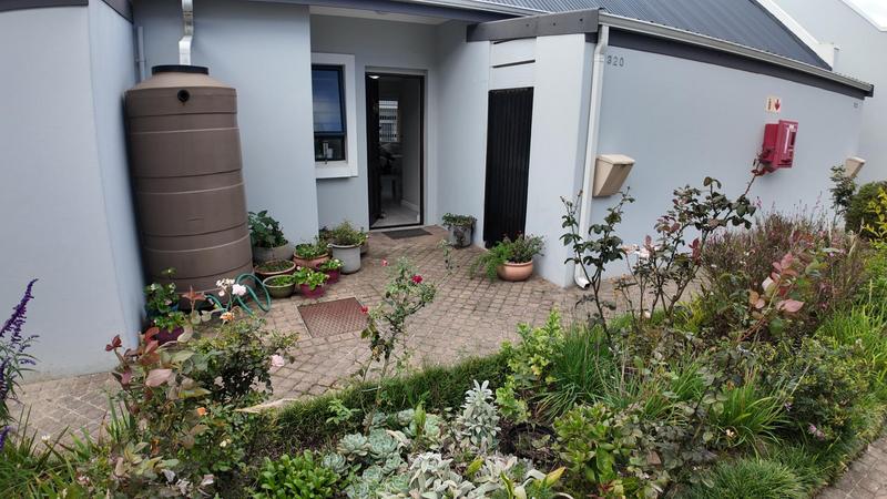 1 Bedroom Property for Sale in Blue Mountain Village Western Cape